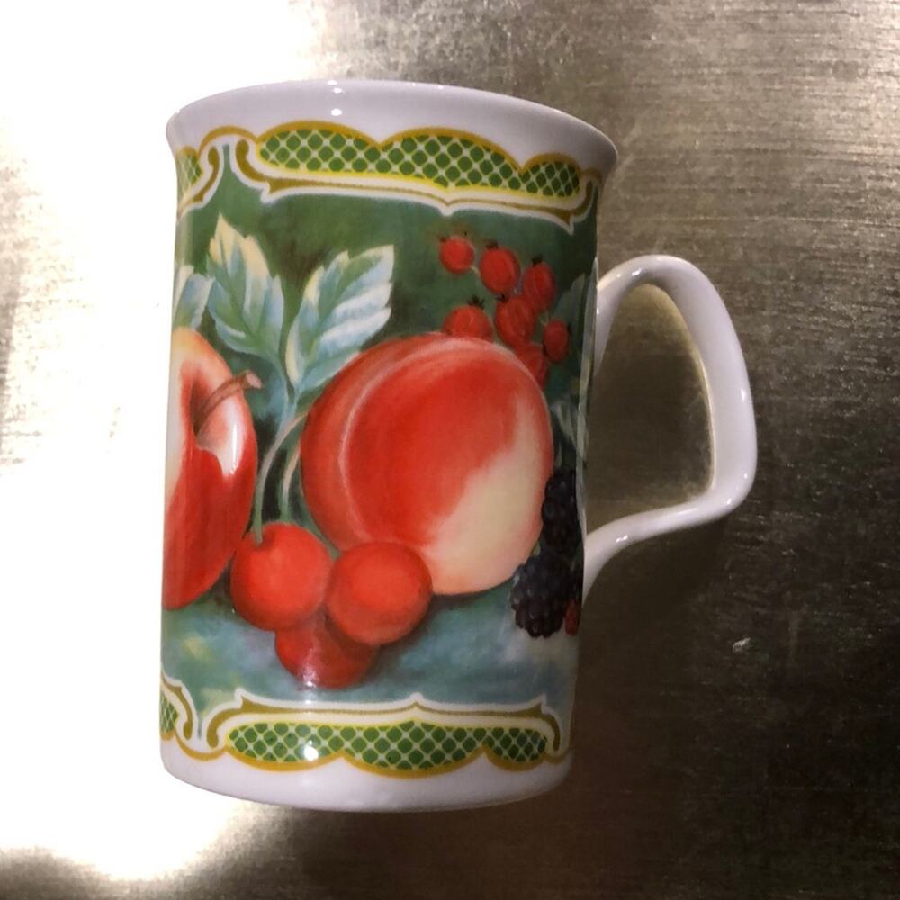 ROY KIRKHAM Fine Bone China FARM FRUIT Coffee Cup‎ England 1997